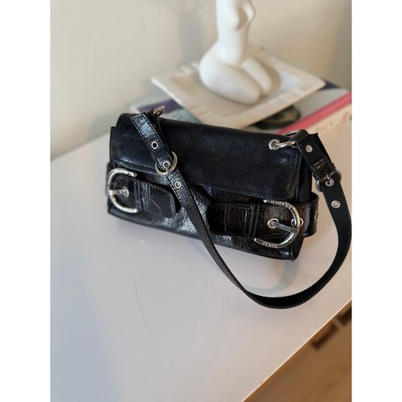 Franco Sarto Handbags - Franco Sarto Black Leather Buckle Shoulder Bag 🖤